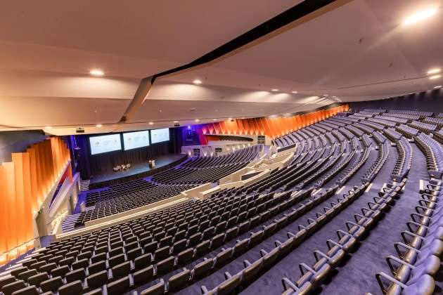 Atul Purohit & Rutumbhara Group Garba Live